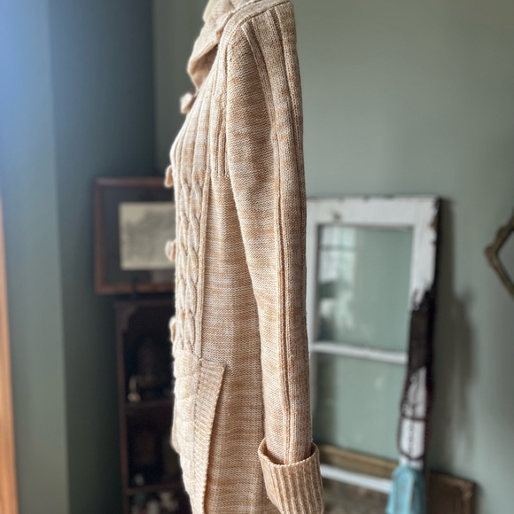 DUET CREATIONS INC KNIT SWEATER SIZE SMALL MADE IN TAIWAN - Picture 4 of 15